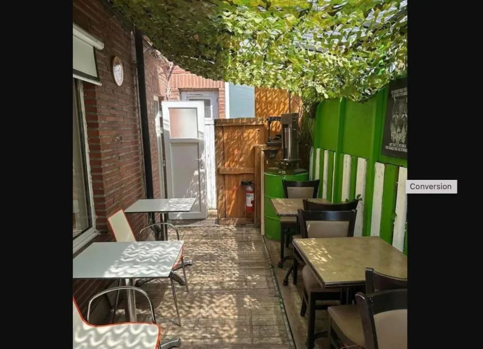 Surface commerciale de 110m2 à vendre — photo 1