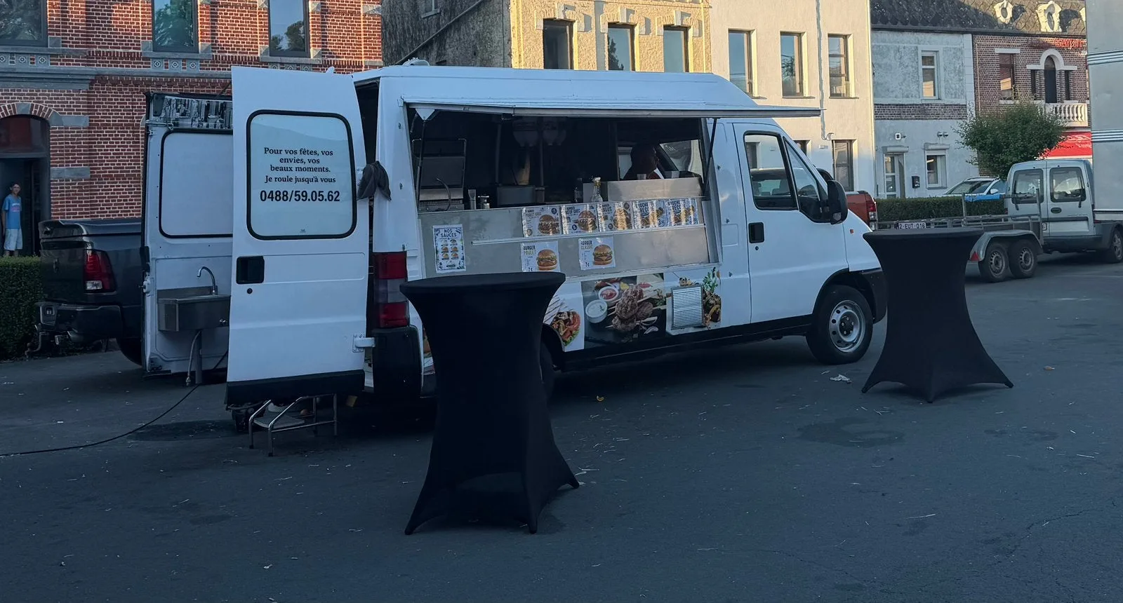 Food truck entièrement équipé – prêt à travailler — photo 1