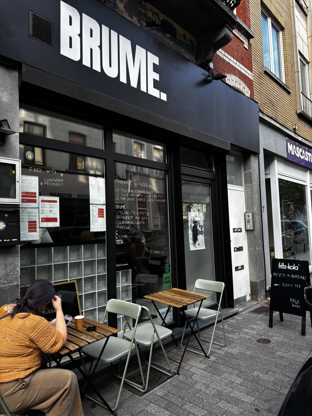 Café restaurant "Brume" à reprendre à Uccle | Entièrement rénové