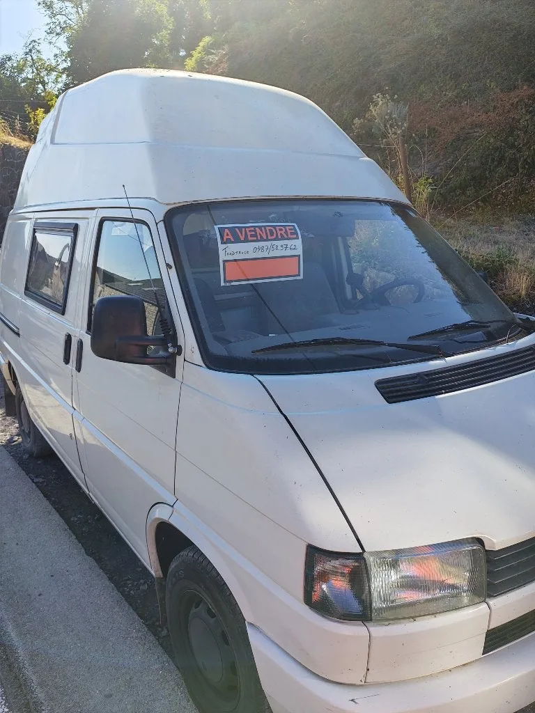 Volkswagen T4 Foodtruck compact et opérationnel