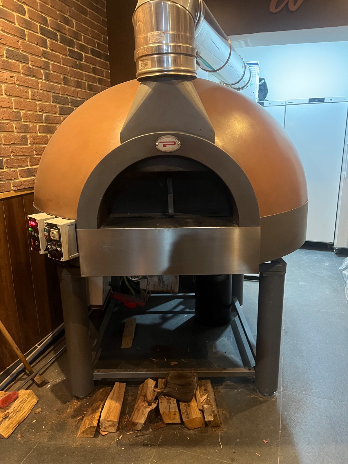 Pizzeria à remettre à Ixelles | Rue piétonne | Fort potentiel