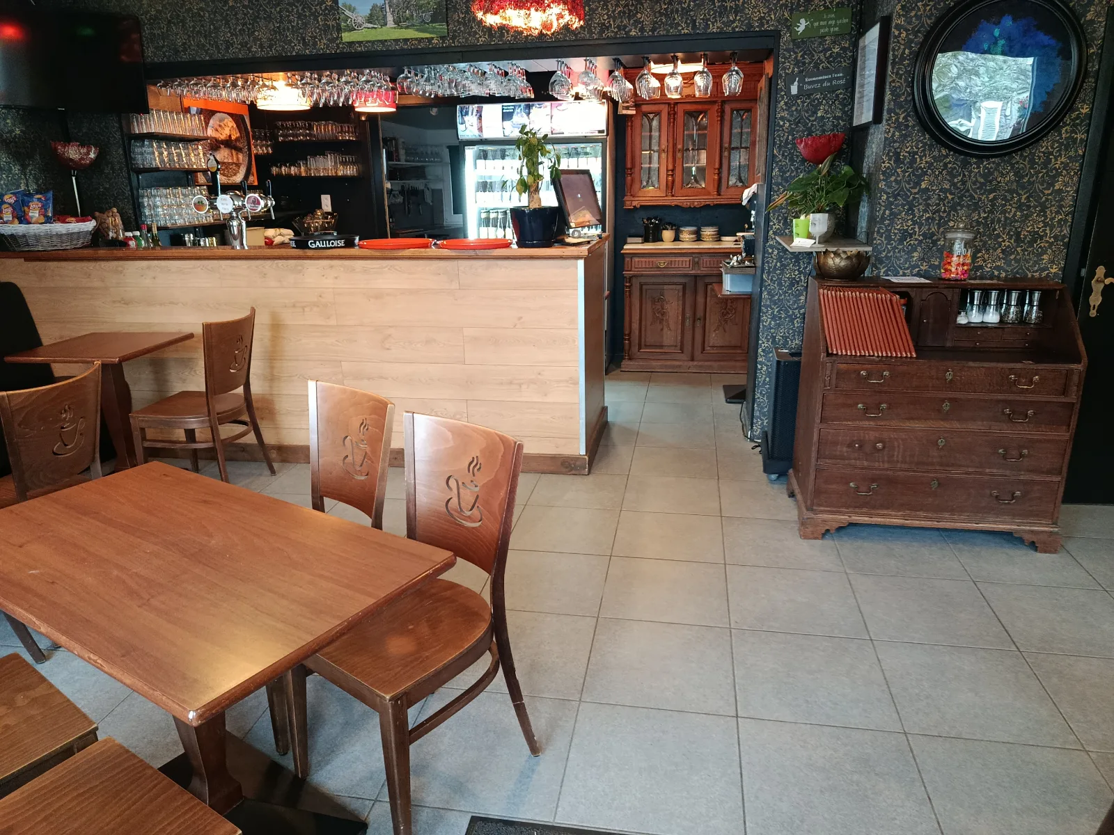 Café-Restaurant de Charme (Plus Beau Village de Wallonie) | Loyer attractif