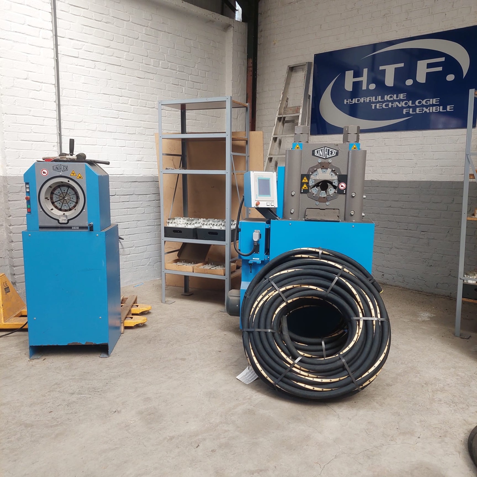 Société de dépannage hydraulique | Matériel, stock et véhicule | Région liégeoise