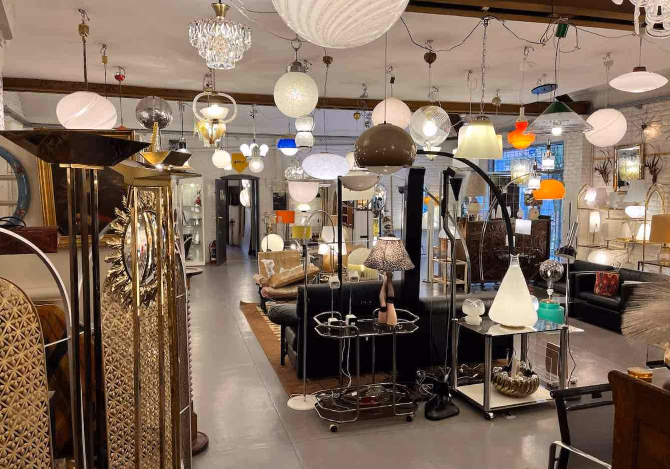 Boutique design mobilier & luminaire vintage | Quartier Marolles
